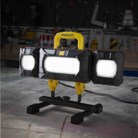 Прожектор світлодіодний STANLEY SXLS37180E