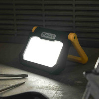 Прожектор світлодіодний STANLEY SXLS50118E