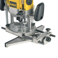 Фрезер мережевий DeWALT DW625E