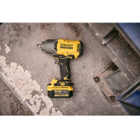 Гайковерт ударний акумуляторний STANLEY FATMAX SFMCF940M1