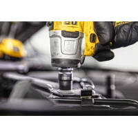 Гайковерт ударний акумуляторний безщітковий DeWALT DCF902N