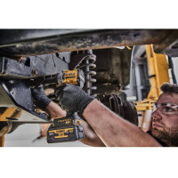 Гайкокрут ударний акумуляторний безщітковий DeWALT DCF923P2G