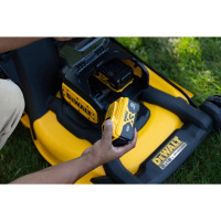 Газонокосарка акумуляторна безщіткова DeWALT DCMWP134N