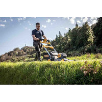 Газонокосарка акумуляторна самохідна безщіткова DeWALT DCMWSP660N