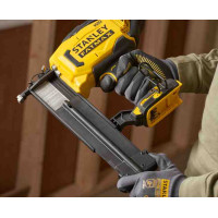 Пістолет цвяхозабивний акумуляторний STANLEY FATMAX SFMCN618B