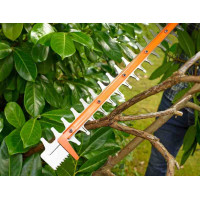 Кущоріз електричний BLACK+DECKER BEHTS401