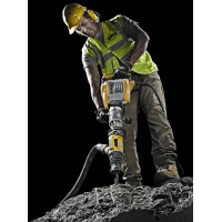 Молоток відбійний мережевий DeWALT D25902K