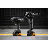 Набір з двох інструментів акумуляторних безщіткових McLaren F1 TEAM SPECIAL EDITION DeWALT DCK2225MP2T