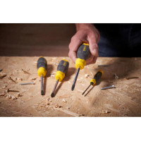 Викрутка Cushion Grip під шліц Pz3 з довжиною жала 150 мм STANLEY 0-64-976