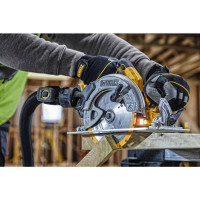 Пила дискова акумуляторна DeWALT DCS570N