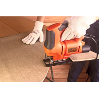 Пила лобзиковая мережева BLACK+DECKER BES603