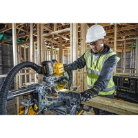 Пила торцювальна акумуляторна безщіткова DeWALT DCS727N