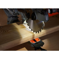 Пила торцювальна мережева BLACK+DECKER BES701