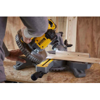 Пила торцювальна акумуляторна STANLEY FATMAX SFMCS701M1