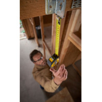 Рулетка вимірювальна CONTROL-LOCK довжиною 8 м/26, шириною 25 мм, в обгумованому корпусі, з подвійною шкалою STANLEY STHT37236-5