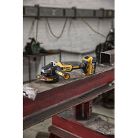 Шліфмашина кутова - болгарка акумуляторна безщіткова DeWALT DCG405P3