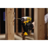 Шурупокрут акумуляторний безщітковий DeWALT DCF601N